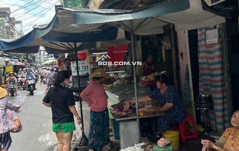 [Chính chủ] - CẦN BÁN GẤP MẶT TIỀN CHỢ TRUNG TÂM Q4- CÁCH Q1 CHƯA ĐẦY 1KM